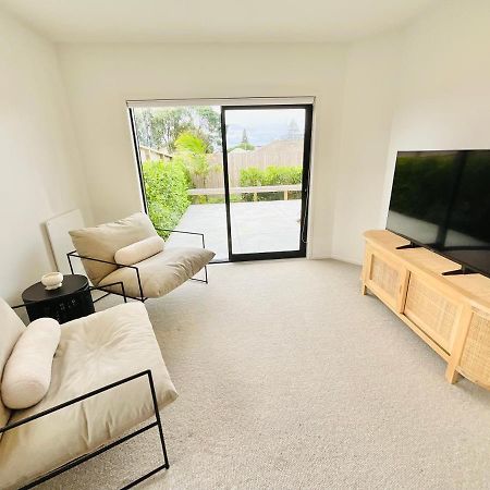 Deluxe Downtown Mount Maunganui Villa Exteriör bild
