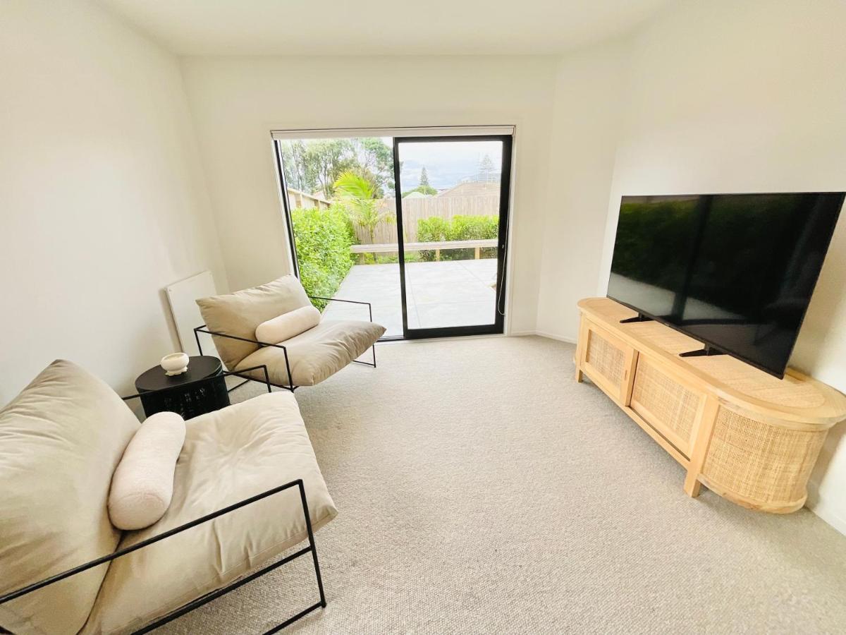 Deluxe Downtown Mount Maunganui Villa Exteriör bild