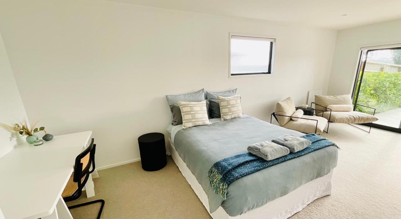 Deluxe Downtown Mount Maunganui Villa Exteriör bild