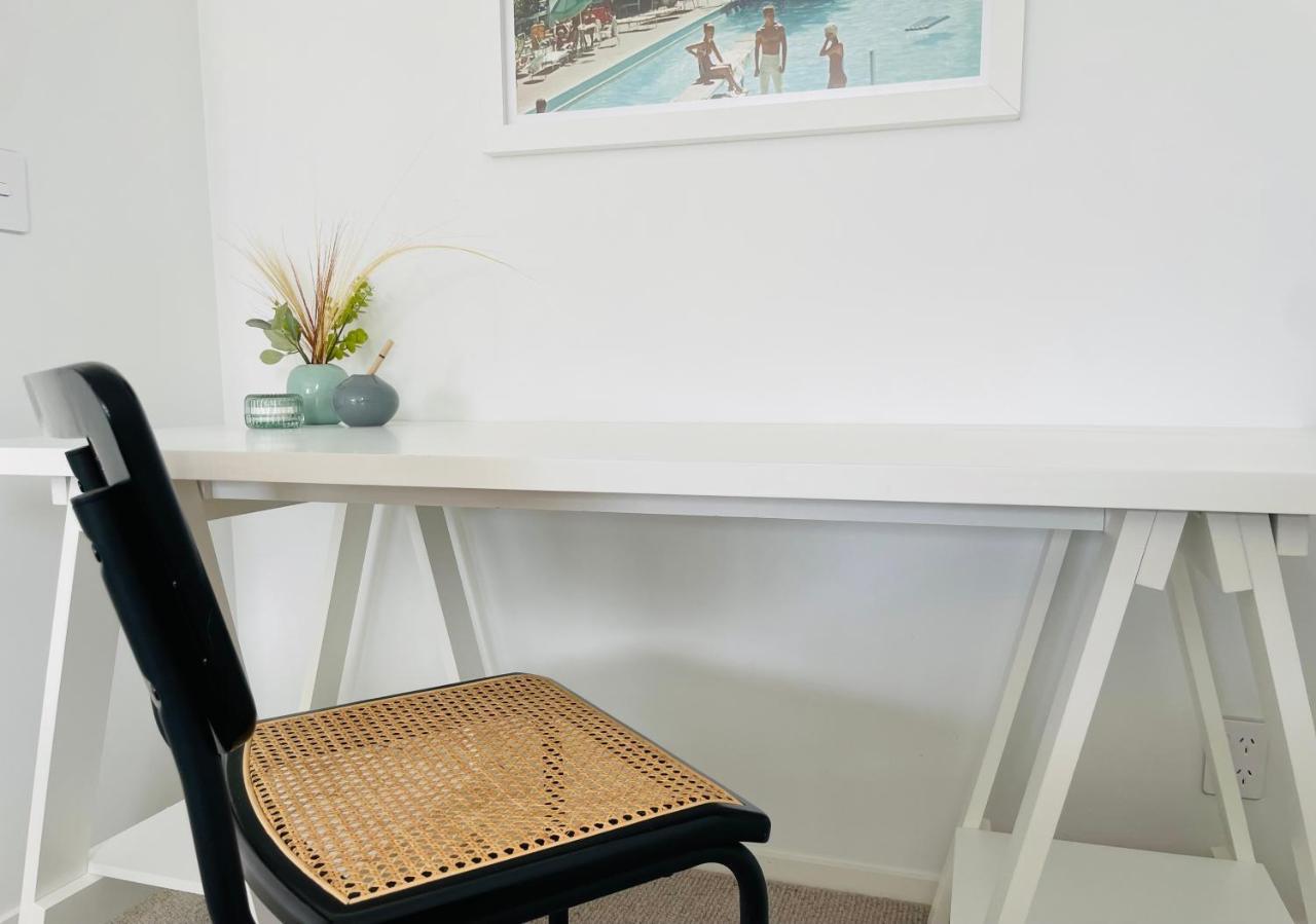 Deluxe Downtown Mount Maunganui Villa Exteriör bild